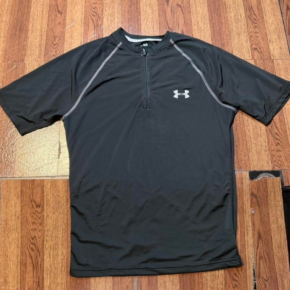 Under Armour Black Fitted Retro Tech Sportswear Running Train Shirt Medium